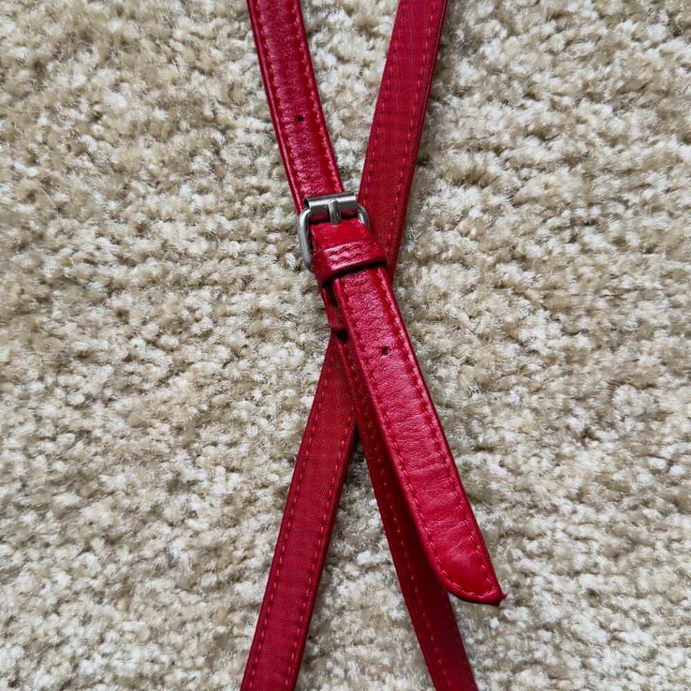 HOBO Red Leather Crossbody Wallet Organizer Zip-Around Mini Bag - Picture 7 of 13